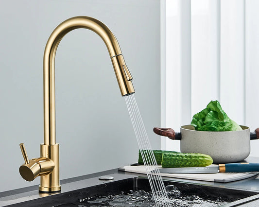 Brushed Gold Pull-Out Kitchen Faucet – 360 Swivel Sink Tap